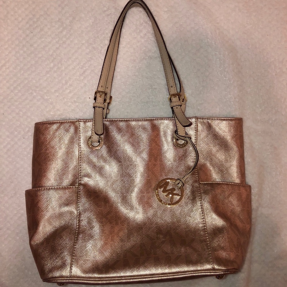 Michael Kors purse